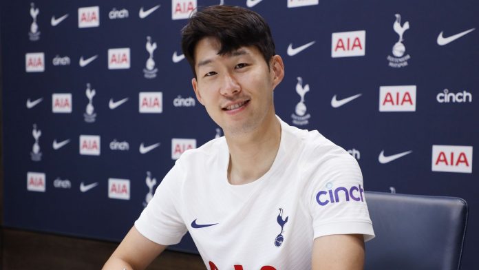 Tottenham: Son signs new