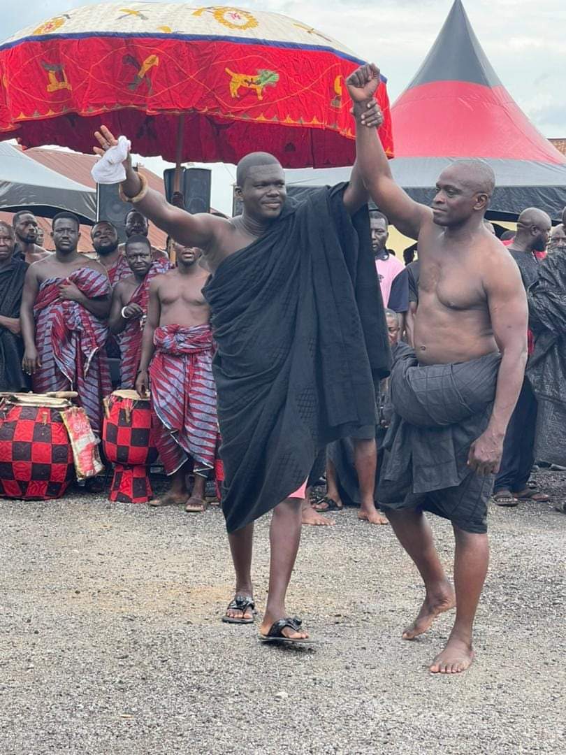 VIDEO: New Juaben Traditional Council outdoors New Paramount Chief - Atinka  Online