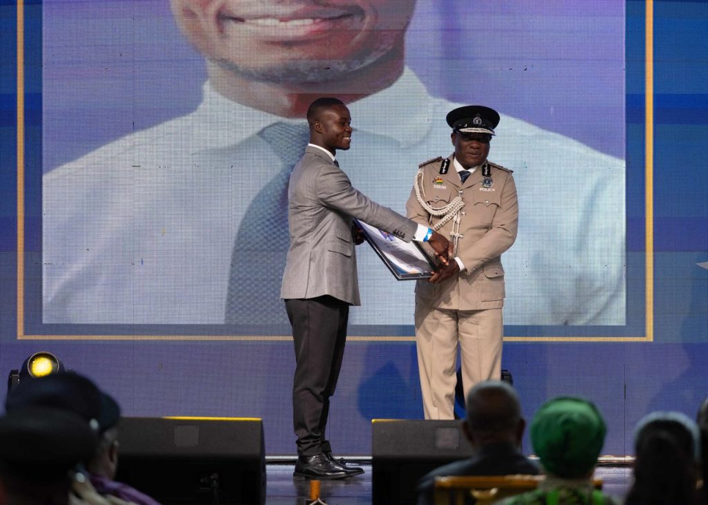 Left: Ebenezer Madugu, Right: Christian Tetteh Yohunu