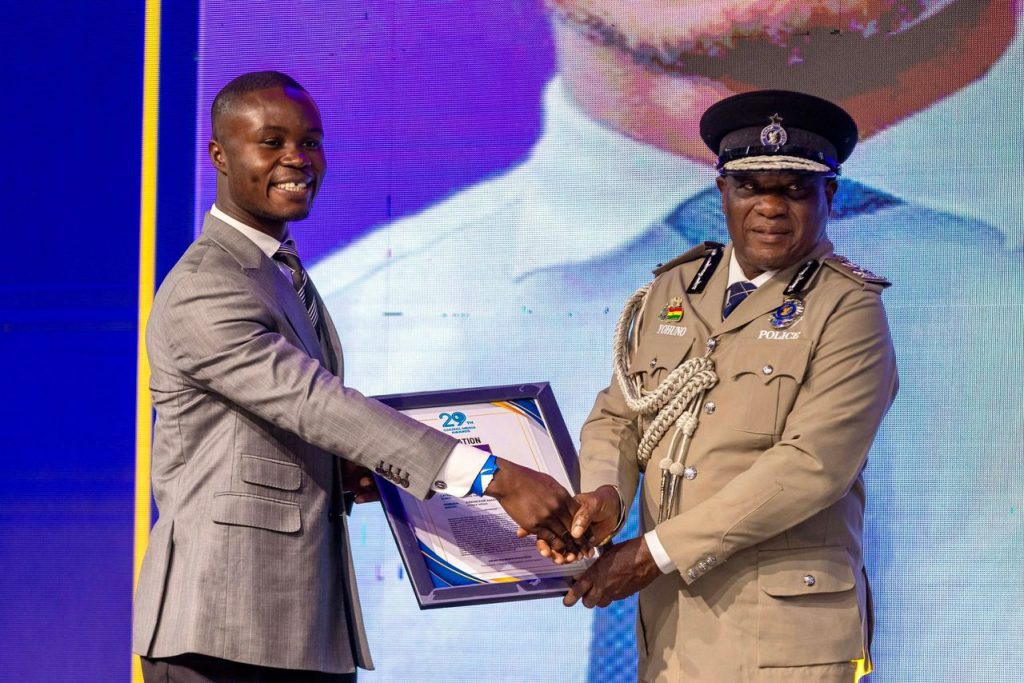 Led by Mrs. Odelia Ntiamoah Boampong, the management team on Monday morning presented a tabletop fridge and an undisclosed amount of money to Madugu in recognition of his outstanding work and national honour.