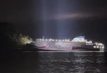 South Korea: 246 Safely Evacuated After Ferry Runs Aground South Korea: 246 Safely Evacuated After Ferry Runs Aground