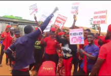 Residents of Tepa-Ankaase Demonstrate Against Their Chief, Demand His Removal Tepa-Ankaase