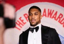 Anthony Joshua Involved in Road Accident in Ogun State; Two Reported Dead Anthony Joshua Involved in Road Accident in Ogun State; Two Reported Dead