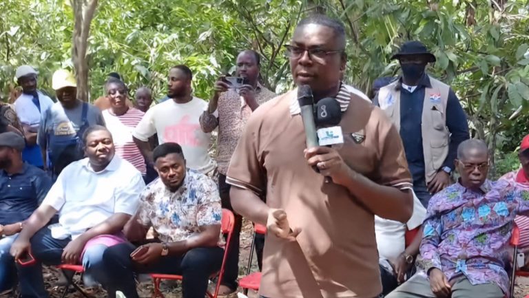 Annoh-Dompreh Questions Cocoa Price Cut, Accuses Mahama of Political Strategy