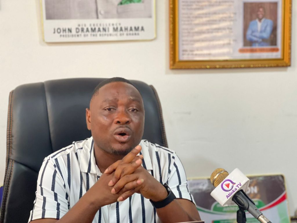 Cape Coast MCE Warns Against Illegal Sand Winning