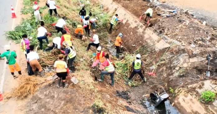 From Cleaning Drains to Changing Minds: How the Buzstop Boys Are Inspiring a New Generation From Cleaning Drains to Changing Minds: How the Buzstop Boys Are Inspiring a New Generation