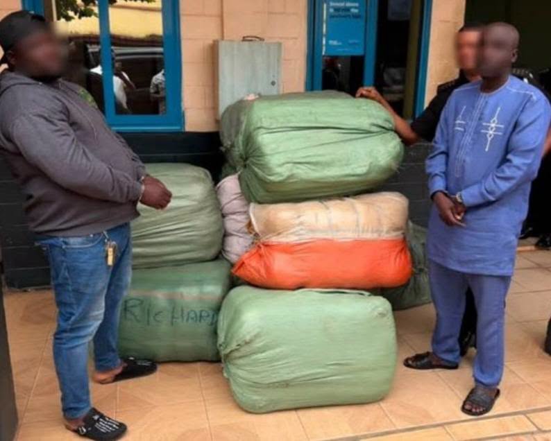 Police seize 100 parcels of suspected narcotics at Asawase Market