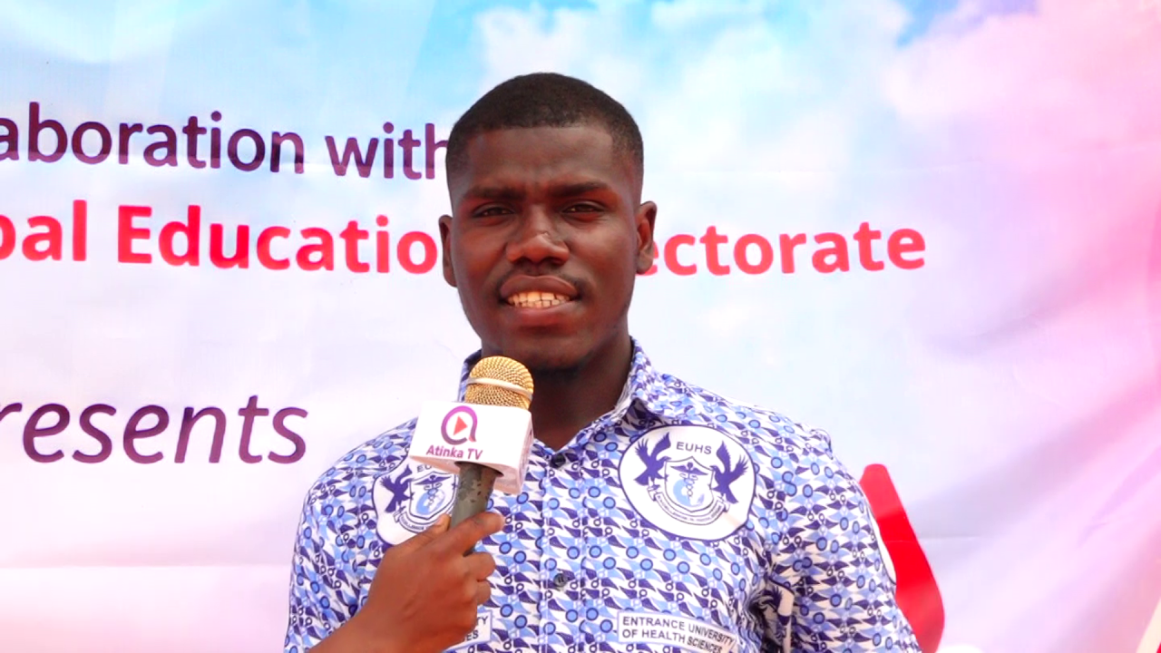 Entrance University SRC Donates 300 Sanitary Pads to Schoolgirls